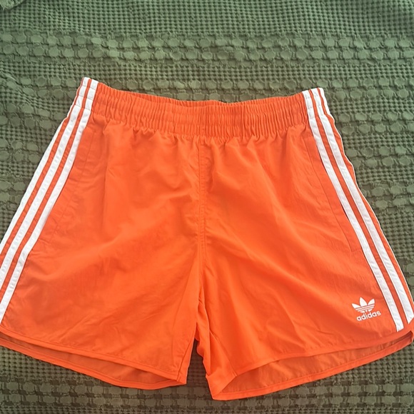 adidas Pants - NWT ADIDAS sprinter shorts